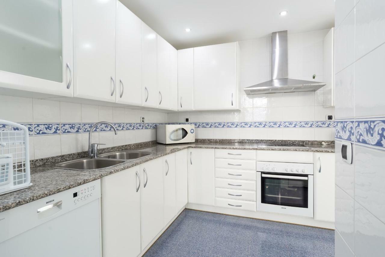Luxury Duplex- 7 Minutes From The Beach Торремолинос Экстерьер фото
