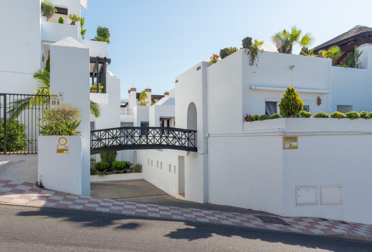 Luxury Duplex- 7 Minutes From The Beach Торремолинос Экстерьер фото